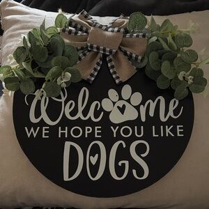 Black Welcome Sign with Greenery and Bow